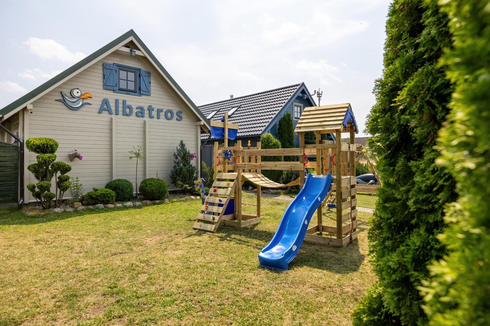 Domki Letniskowe Albatros 레왈 외부 사진
